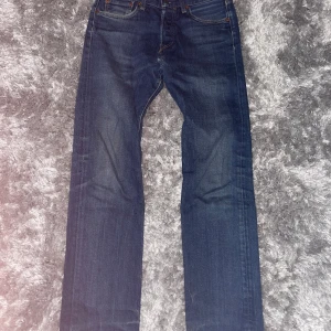 Levis 501 jeans straight leg - Säljer dom då jag inte använder längre 