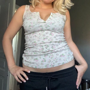 Blommigt linne  - Söt linne från Miss snobb💕