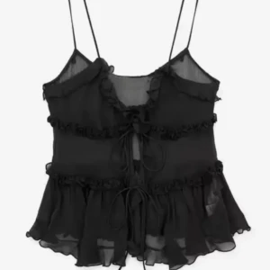 Zara linne med volanger - Säljer nu denna populära linnet från zara! Använd en gång, skriv privat för bilder på linnet!❤️