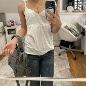 Topp - Snyggaste vita linnet 🩷