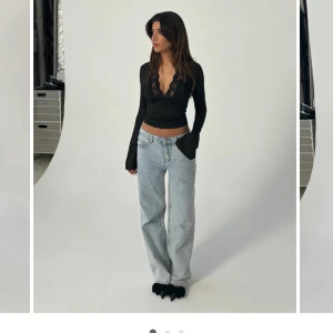 Fin tröja från venderbys - Säljer en helt ny tröja från venderbys då den inte kommer till användning. Aldrig använd bara provat, prislappen sitter kvar.  Kostar 389 i danska kronor så i svenska blev det 660kr men säljer den för 550kr plus frakt.