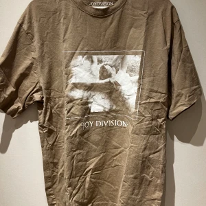 T shirt - Oversized T-shirt. Storlek m.