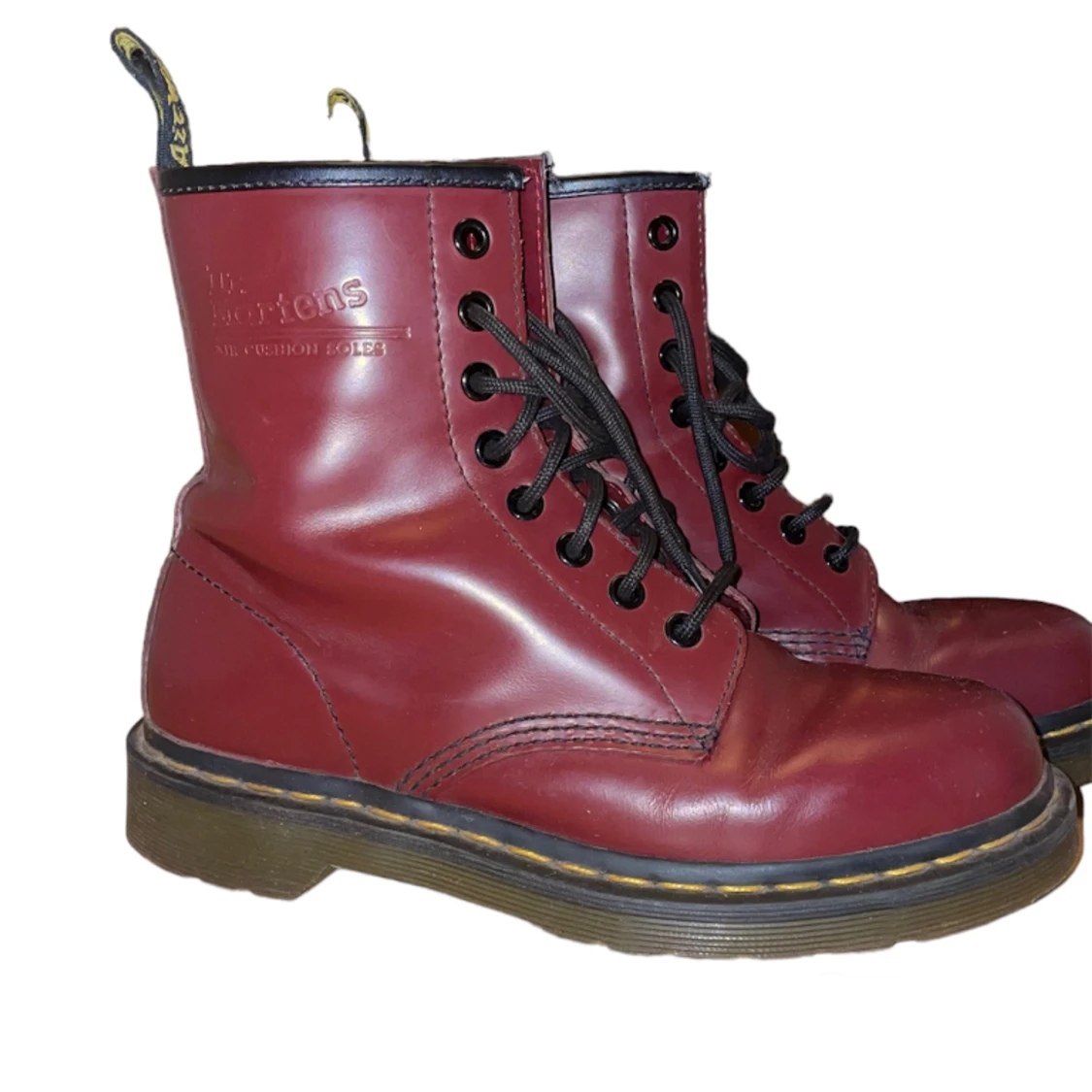 DR martens röda
