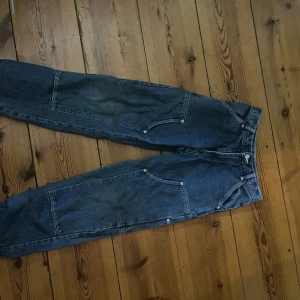 Byxor - Coola byxor med coola fickor