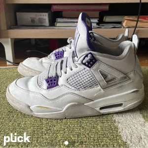 Jordan 4 purple metallic - 6/10