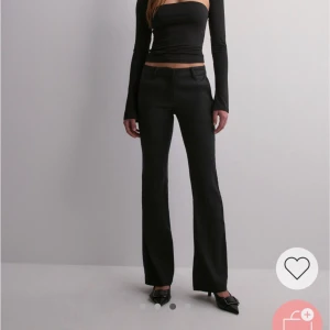 Linnebyxor från nelly - Linnebyxor från nelly. Använda en gång❤️nypris 500 kr❤️