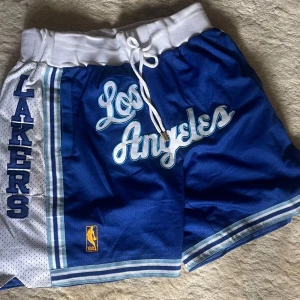 Lakers basket shorts - Matchande shorts till jerseyn(kolla profilen) Passa på! 