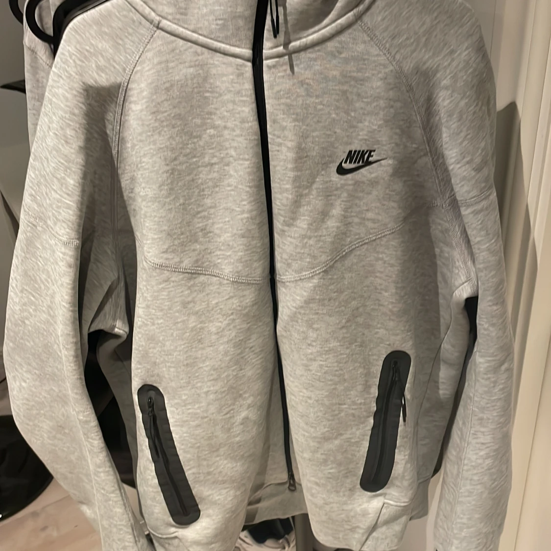 Nike tech fleece Hoddie Grå, Strl L
