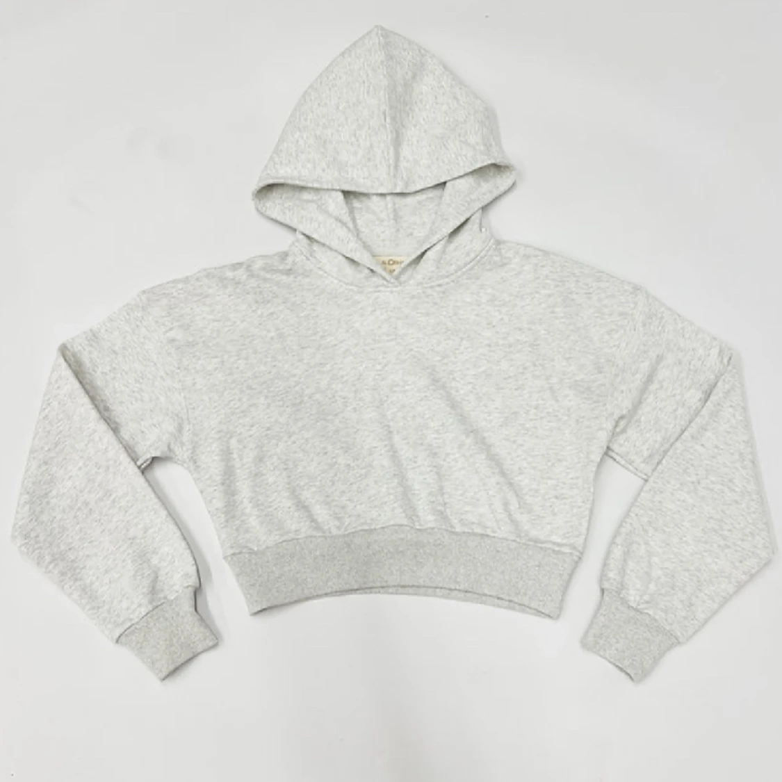 Croppad Hoodie Från Alobha Label