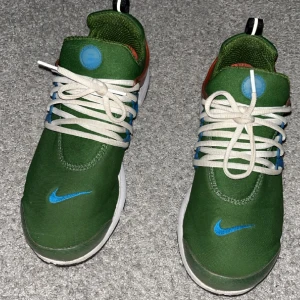 Nike Air Presto - Grymt skick. Skönaste skorna jag nånsin haft på. Saknar Låda!