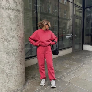 Nicki studios set - Knappt använt, jättefint skick.