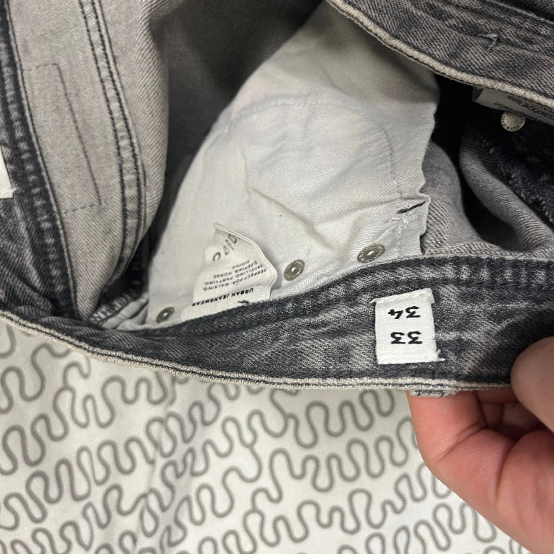 Gråa Jack&Jones jeans - 91