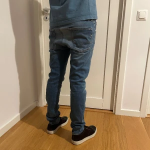 Replay Anbass - As feta slim jinz av märket replay! 🤪 storlek 28/32 — passar mig som är 30/34!!