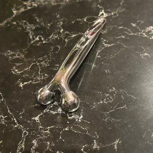 Roller för ansiktsmassage  - Mycket bra skick, gjord av plast 