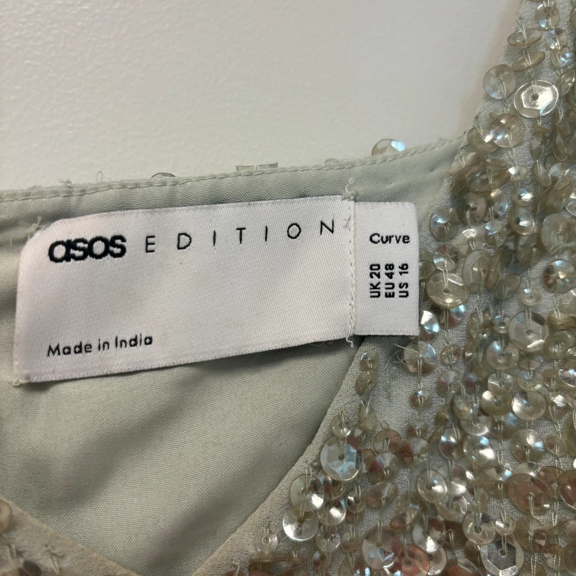 Balklänning med paljetter  - 91