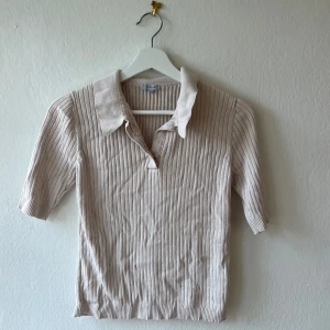 JIGSAW - JIGSAW topp, bra skick, fin kvalité. 