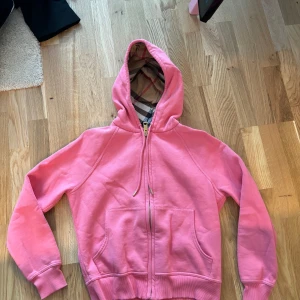 Burberry hoodie - Burberry hoodie storlek S