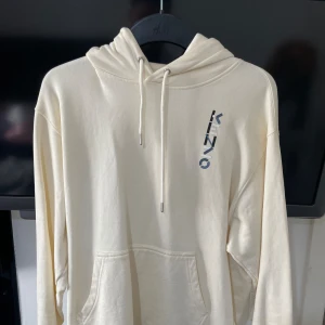Kenzo Hoodie - Creme färgad. Använd Max 2 gånger