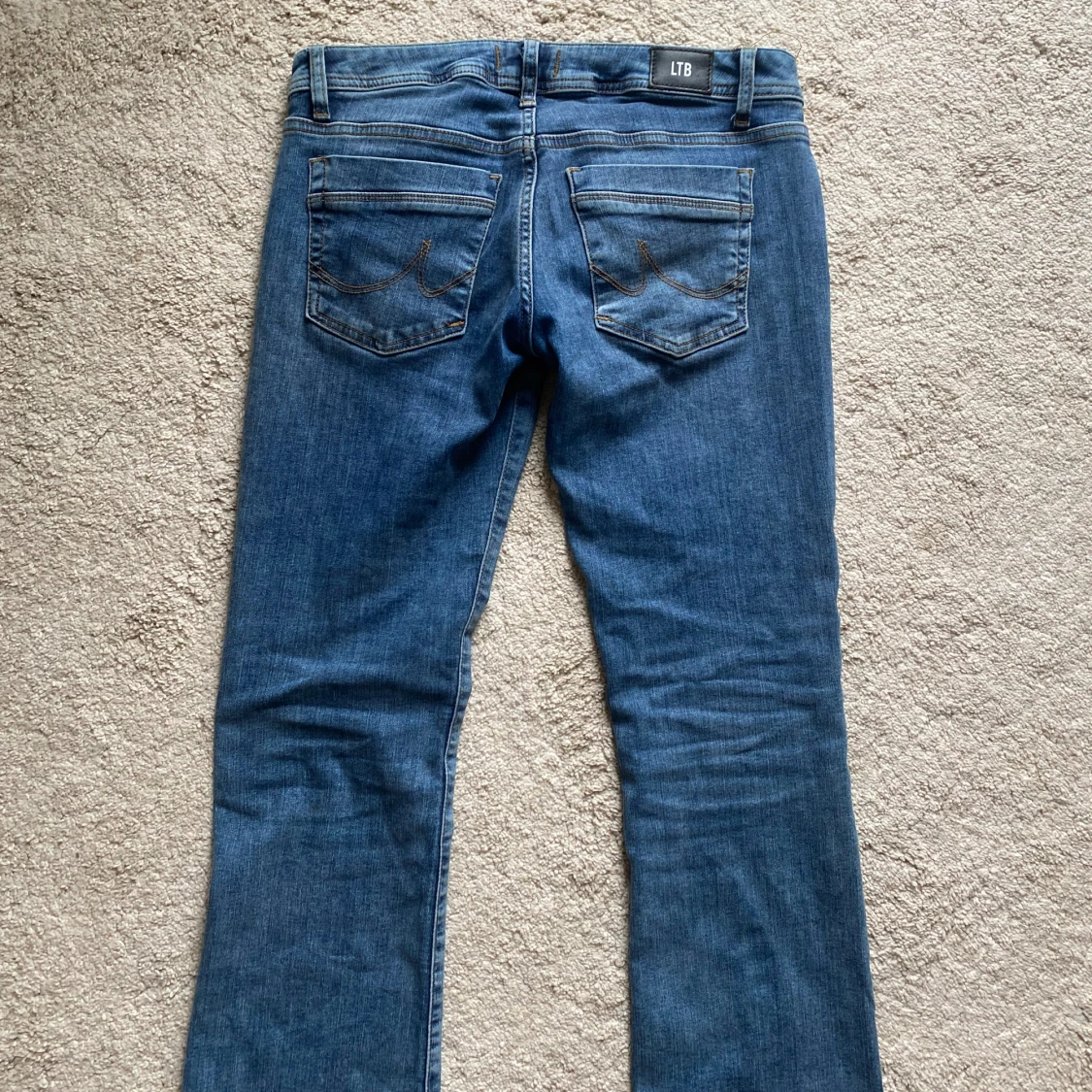 Säljer LTB jeans valerie - 91