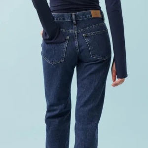 Low waist straight  - Helt nya endast prövade, taggen kvar!  Nypris 499kr 🫶