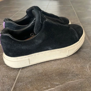 Eytys - Nypris 2100kr