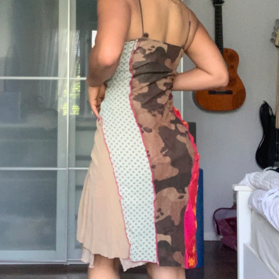 Mönstrad klänning  - 90