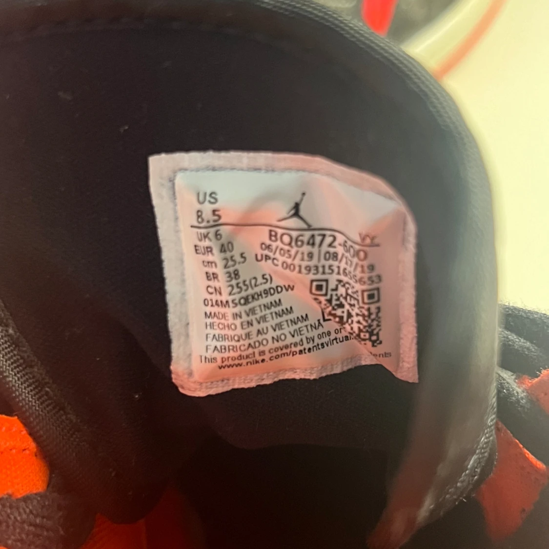 Röda jordan air 1 retro - 92