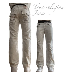 True religion jeans vita - Vita True religion jeans i storlek 31/34.  Midja - 83 cm Innerbenslängd - 84 cm Benöppning - 21 cm
