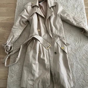 Kappa  - Super fin kappa ifrån forever 21, i bra skick. 