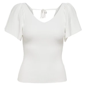 Volang topp - Säljer pågrund av att den inte används💞