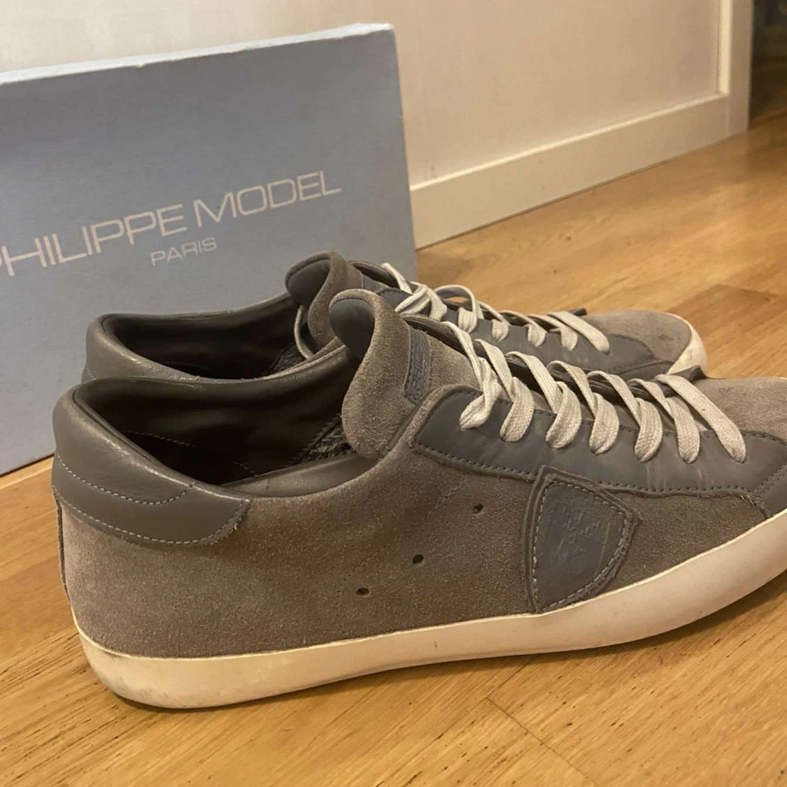 Philippe model  - 90