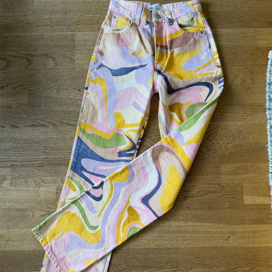 Färgglada Jeans - 90