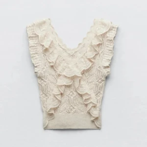 Volangtopp zara - Volangtopp från Zara. Fint skick. 