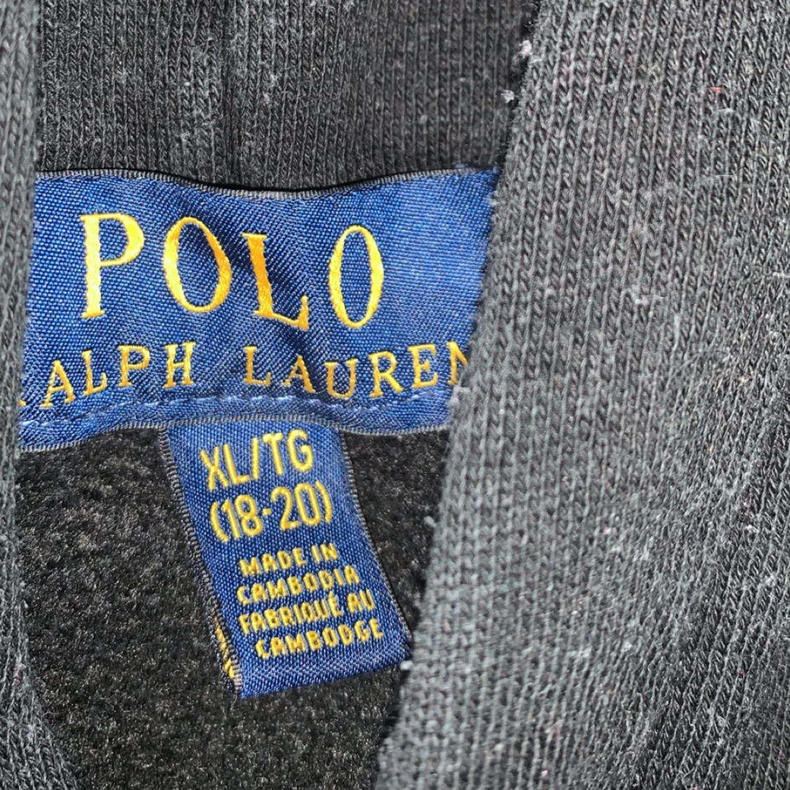 En Ralph lauren hoodie  - 90