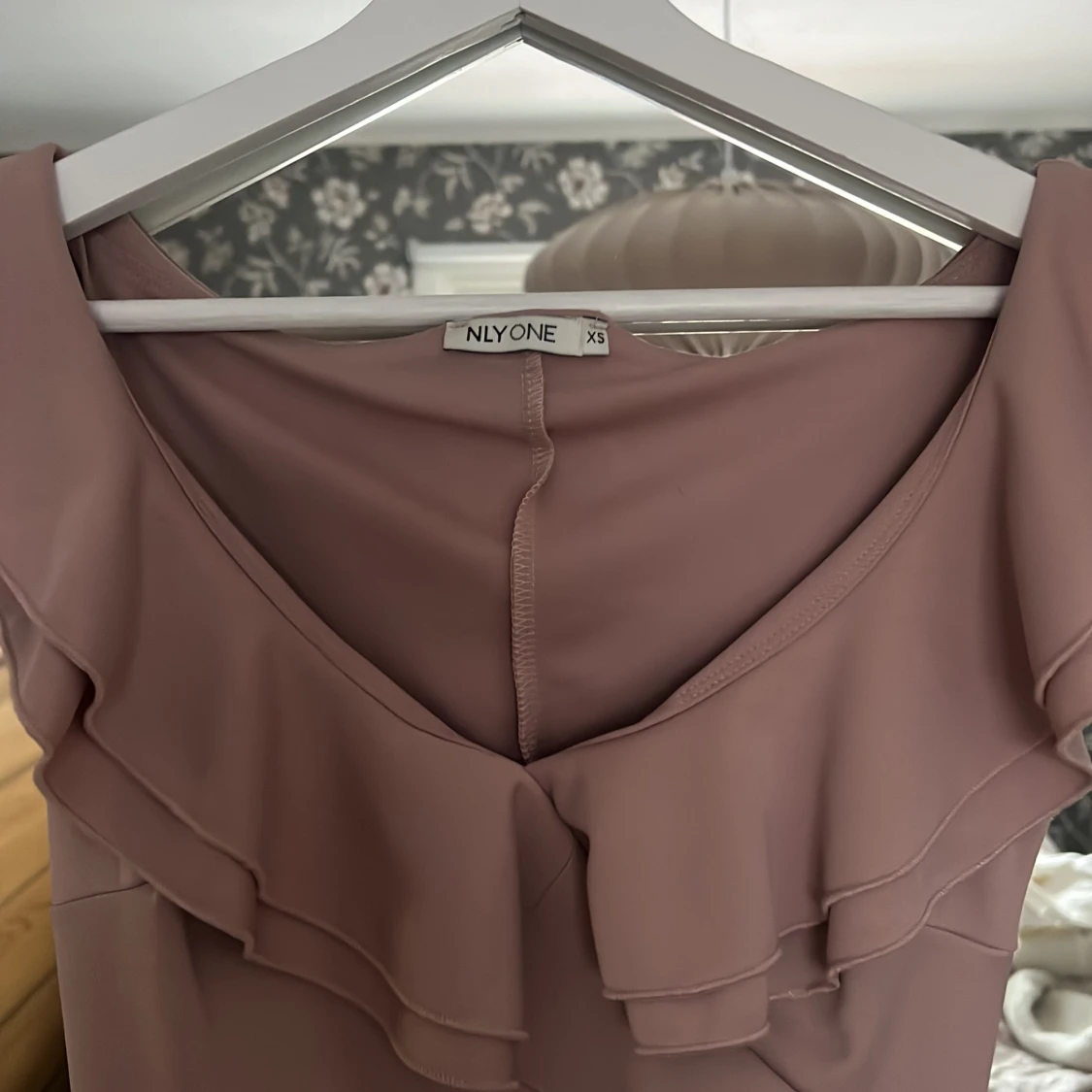 Klänning från Nelly strl XS - 91