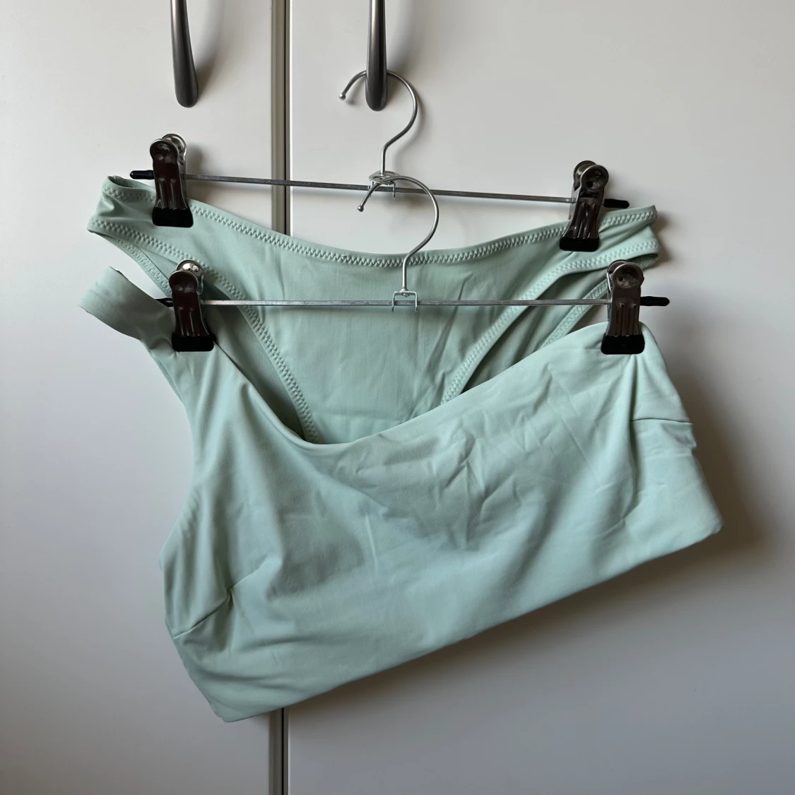 Mintgrön h&m one shoulder bikini (över+underdel) - 91