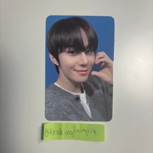 jungwoo be there for me pob photocard  - wts | mint skick <3 skriv privat för fler bilder eller några frågor. köp sker genom ”köp nu”, swish eller paypal 🎀 har 500+ proofs på instagram @tradingfairylix 🤍