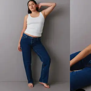 Säljer dessa Lågmidajde jeans från Gina trixig i storlek 34 
