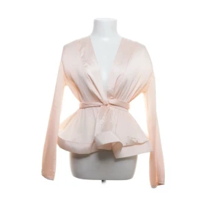 Rosa blus - Säljer denna rosa blus från Flamant Rosé i storlek s💕