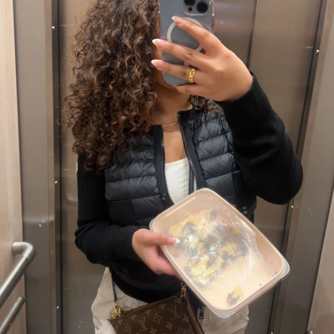 Moncler Cardigan!! - 90