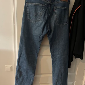 Hej! Säljer mina levis 501 pga att jag inte använder dom. Pris kan diskuteras vid snabb affär - Skick 8/10