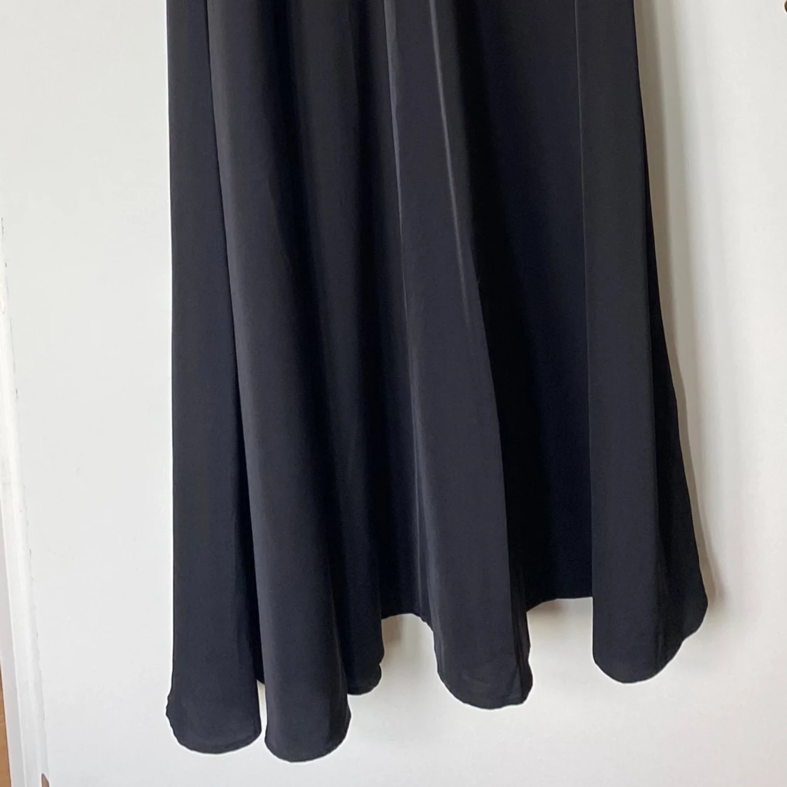 Svart bal klänning  - 90