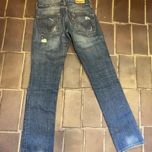 Lågmidjade jeans från Levi’s. ”Patty Anne” Square Cut, Slim Leg Oanvända, nyskick.