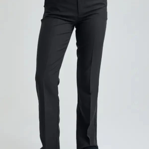 Kostymbyxor  - Säljer dessa kostymbyxor från Bikbok då de inte passar mig längre, använda fåtal gånger så i väldigt fint skick💞