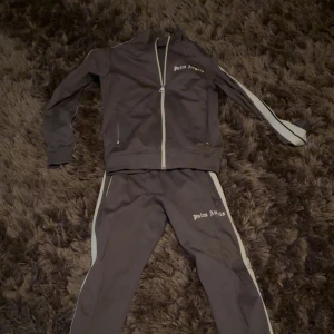 Palm Angles dress - Palm angels dress i bra skick Bra K*pia Storlek S men passar S/M