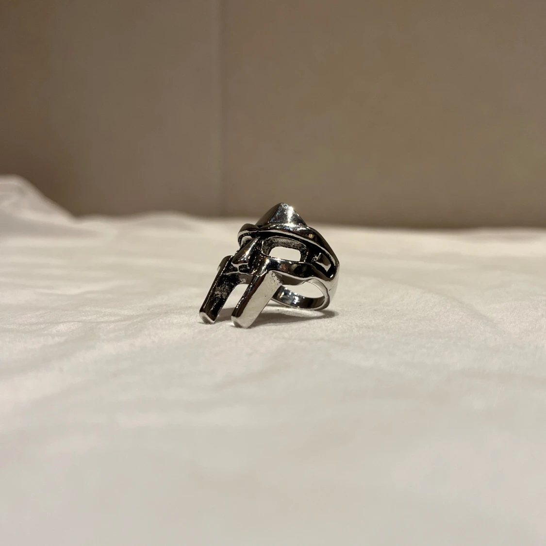 Doom ring