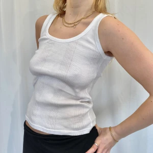 Vitt ribbad linne - Såå najs linne