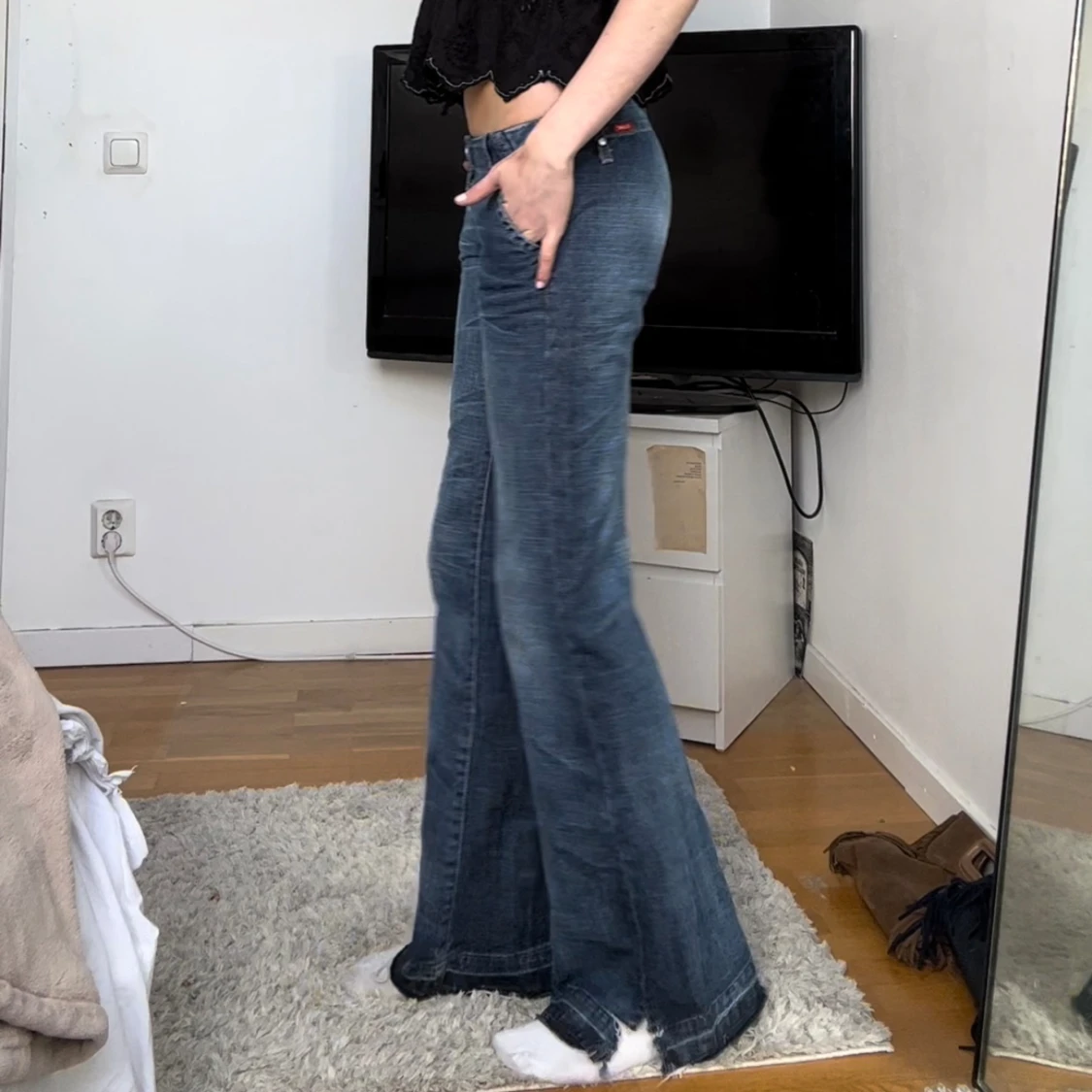 lågmidjade jeans