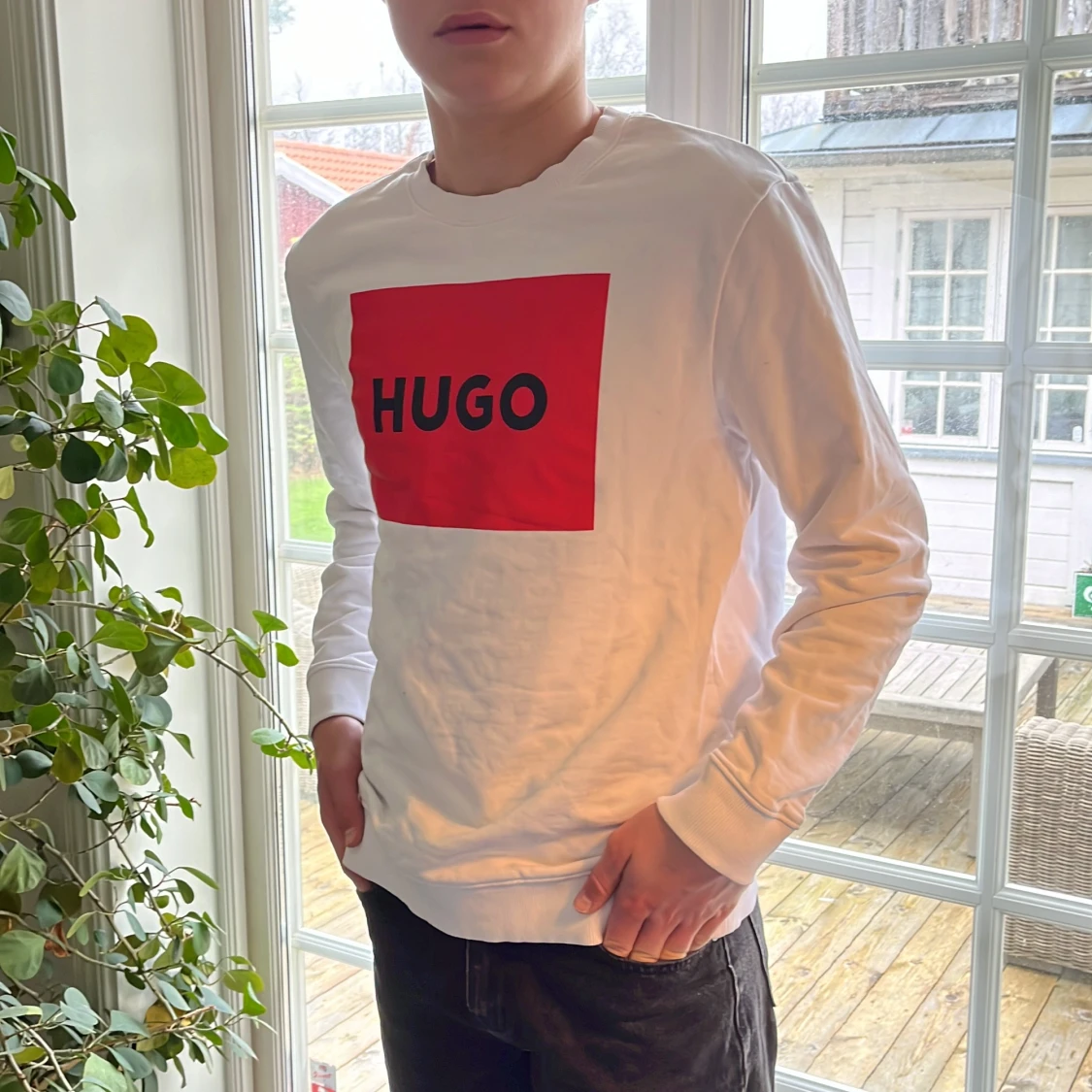 Hugo boss tröja, storlek L men har krympt så passar M.  - 90