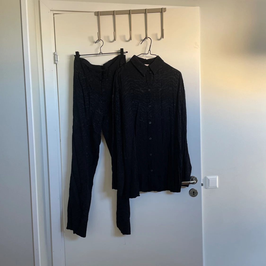 Svart Set från H&M Trend Edition. 